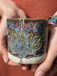 Rituale & Achtsamkeit - besondere Teezeremonien Keramik Tasse magic blau