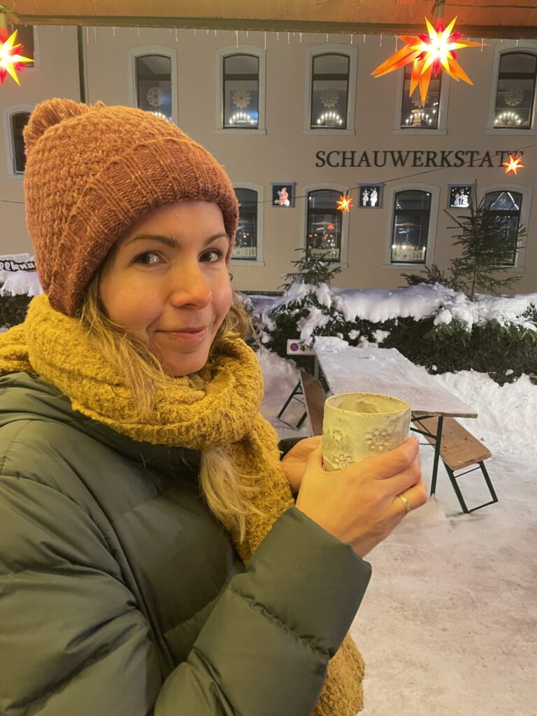 Schneeflocken Tasse Winter Seiffen